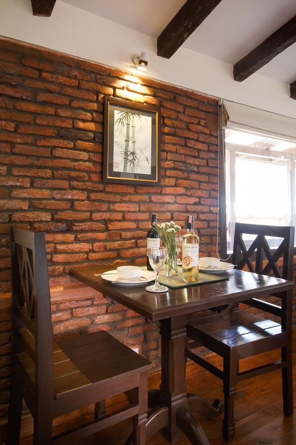 Hotel Patan House Катманду Экстерьер фото
